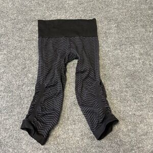 Lululemon Leggings Womens Size 4 Black Grey Chevron Ebb To Street Crop Athletic